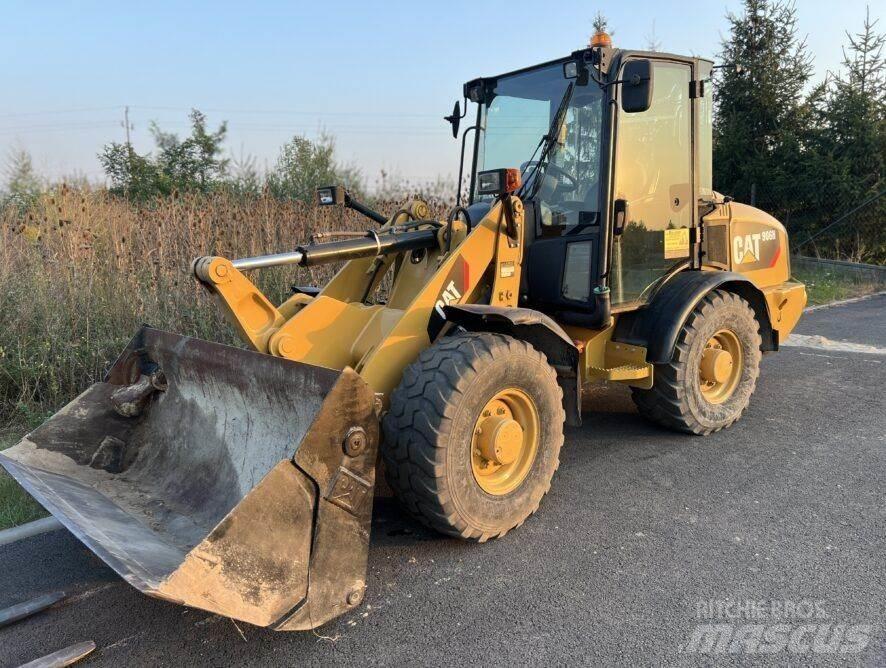 CAT 906H Stroji za nošenje alata