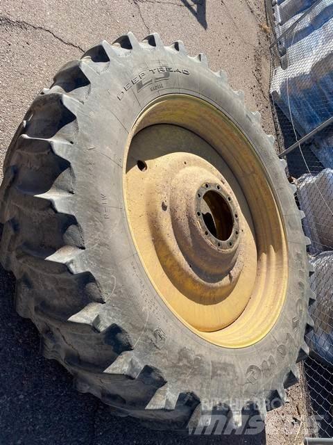 John Deere 8430 Traktori