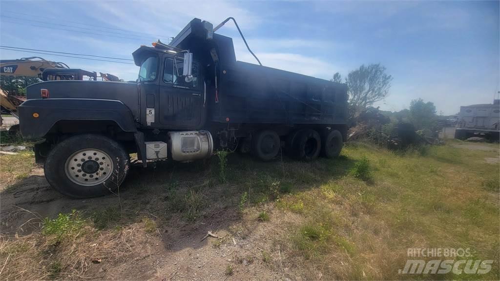 Mack RD6885 Kiper kamioni