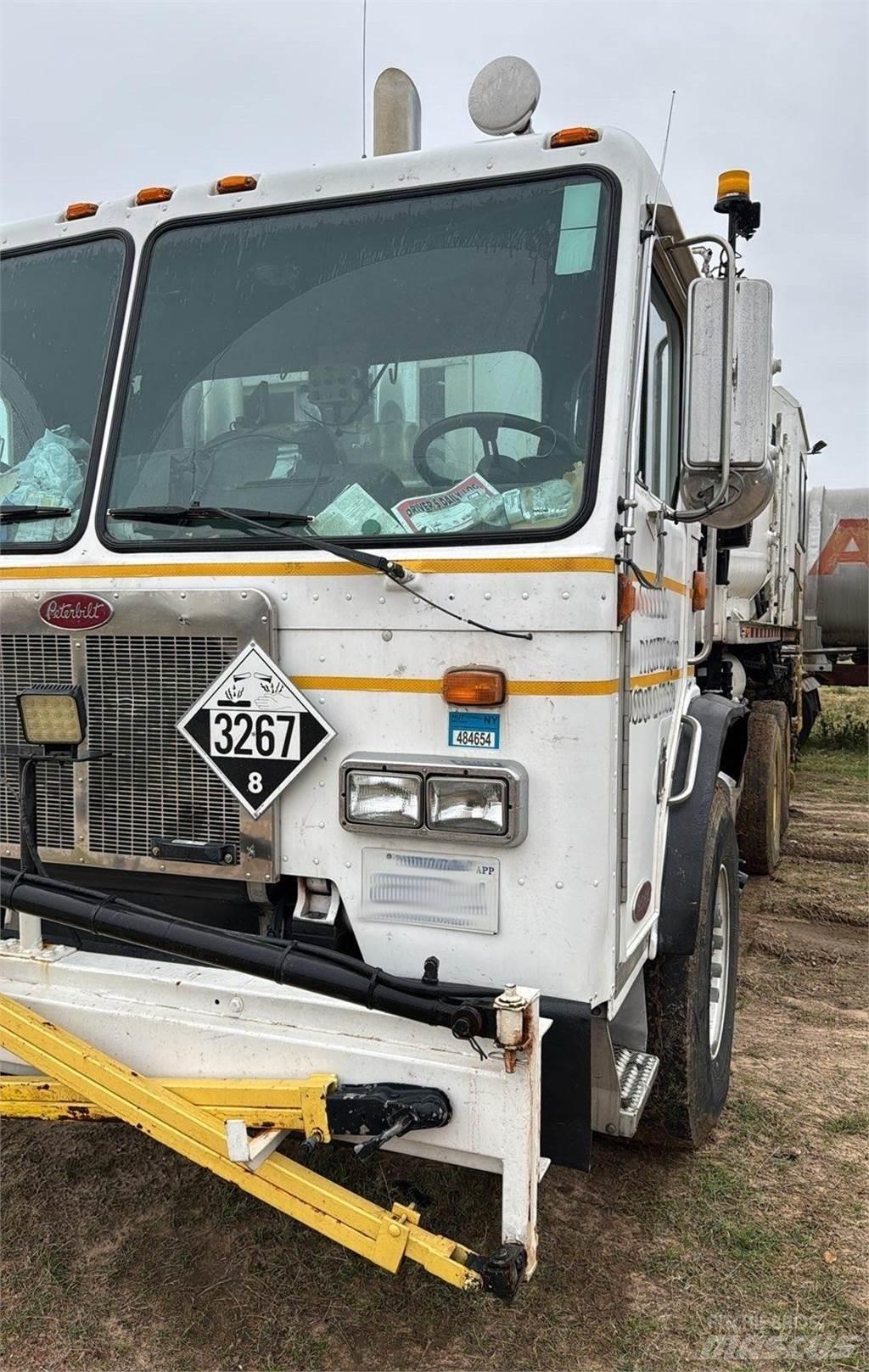 Peterbilt 320 Ostali kamioni