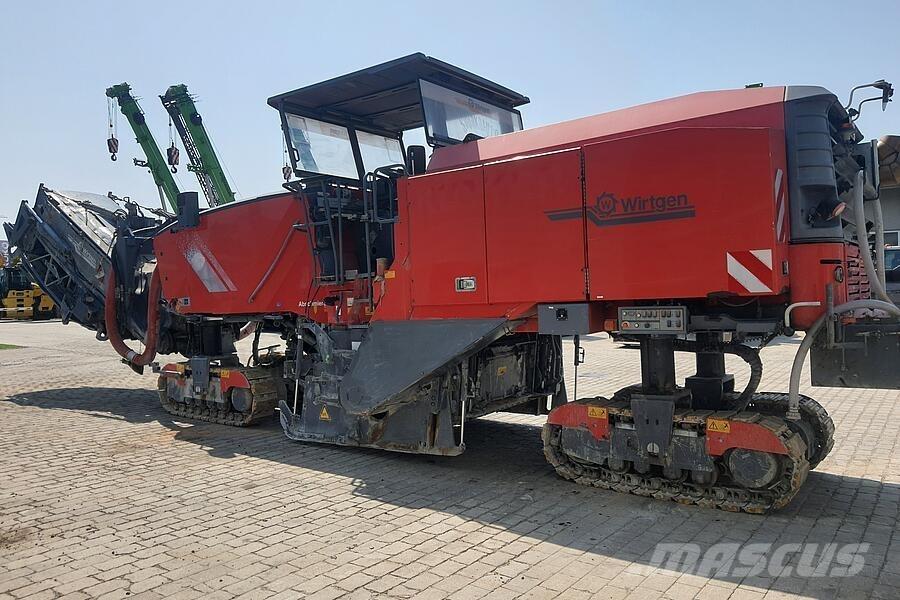 Wirtgen W 250 Asfaltne hladne glodalice