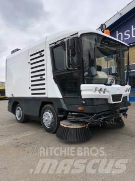 Ravo 540 STH Strojevi za metenje