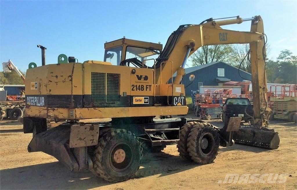 CAT 214B FT Bageri na kotačima