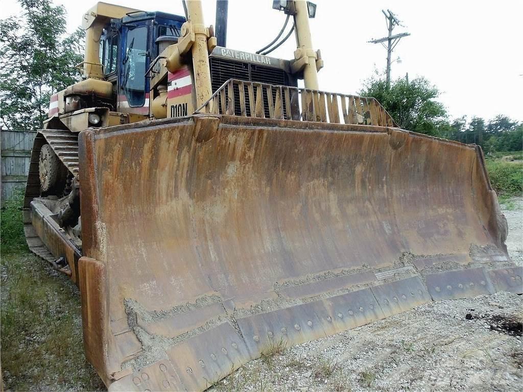 CAT D10N Buldožeri gusjeničari