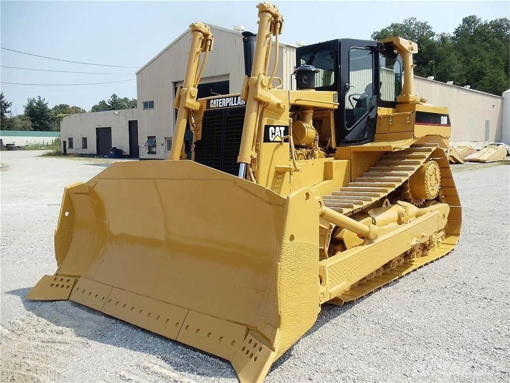 CAT D8N Buldožeri gusjeničari