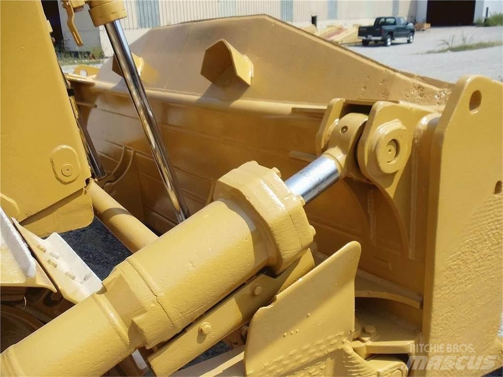 CAT D8N Buldožeri gusjeničari
