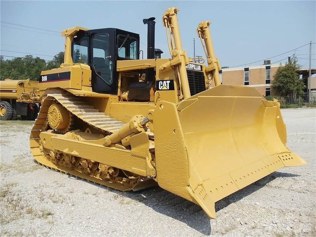 CAT D8N Buldožeri gusjeničari