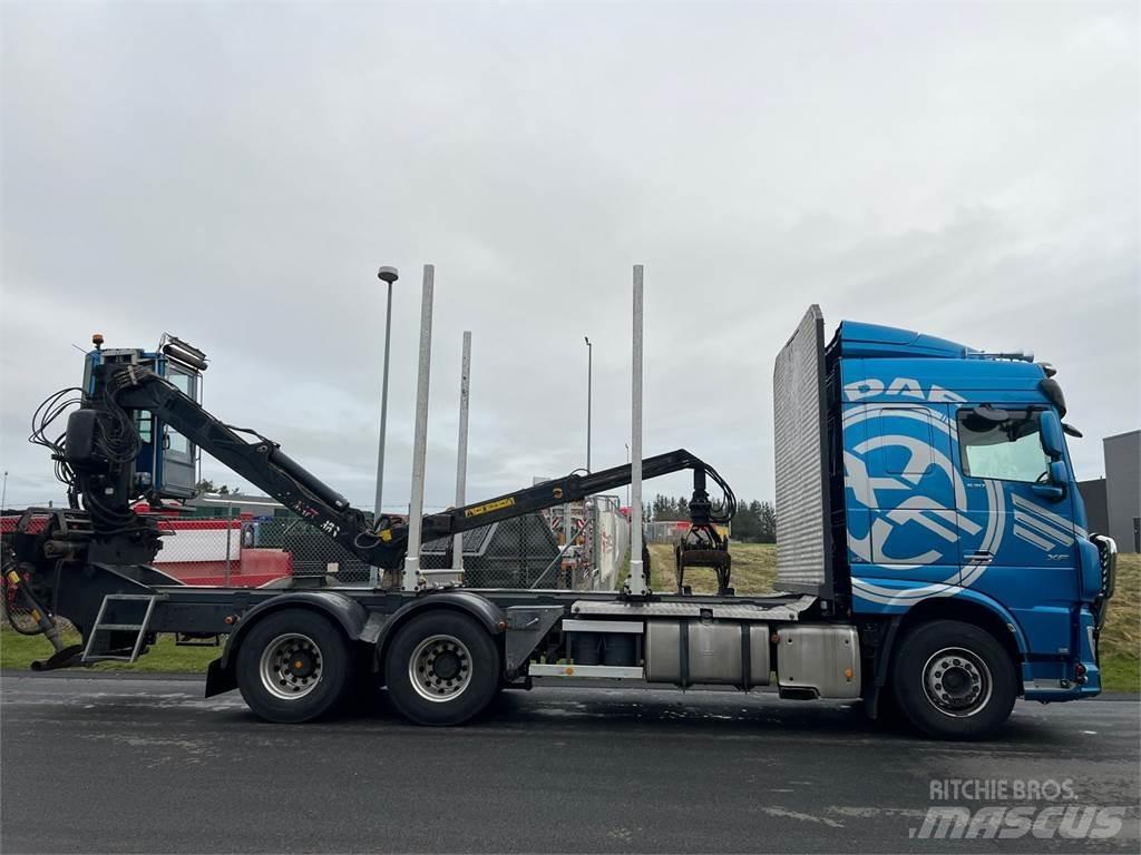 DAF XF530 FAT 6x4 Kamioni za drva