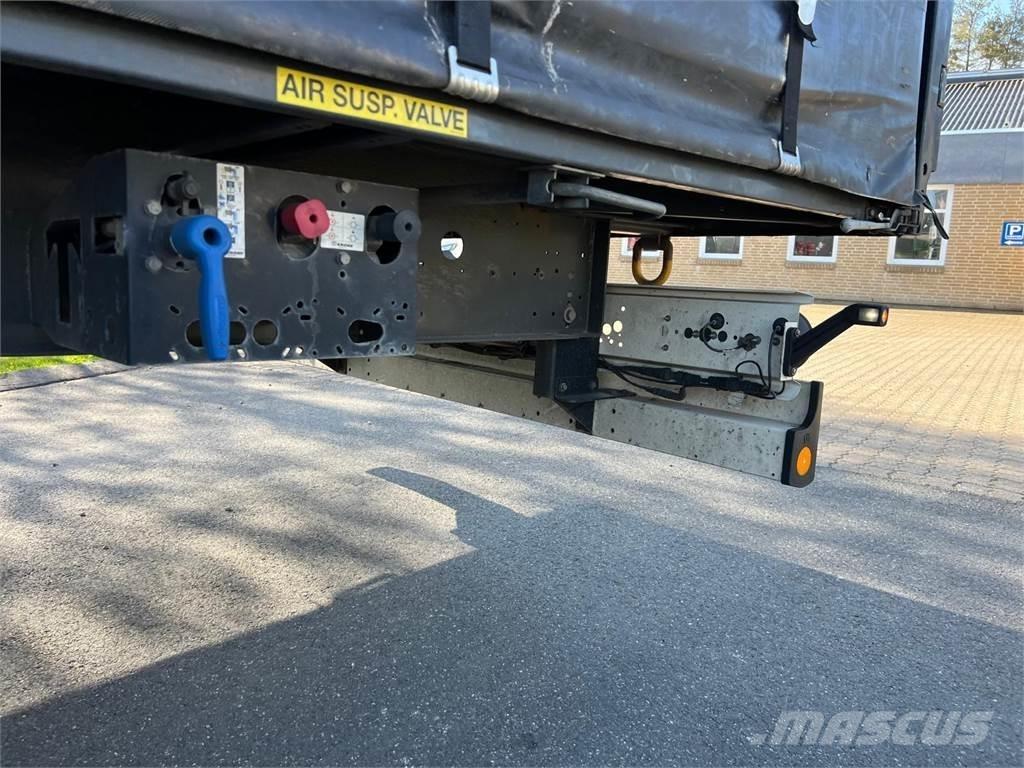 Krone 13,6 mtr Poluprikolice sa ceradom