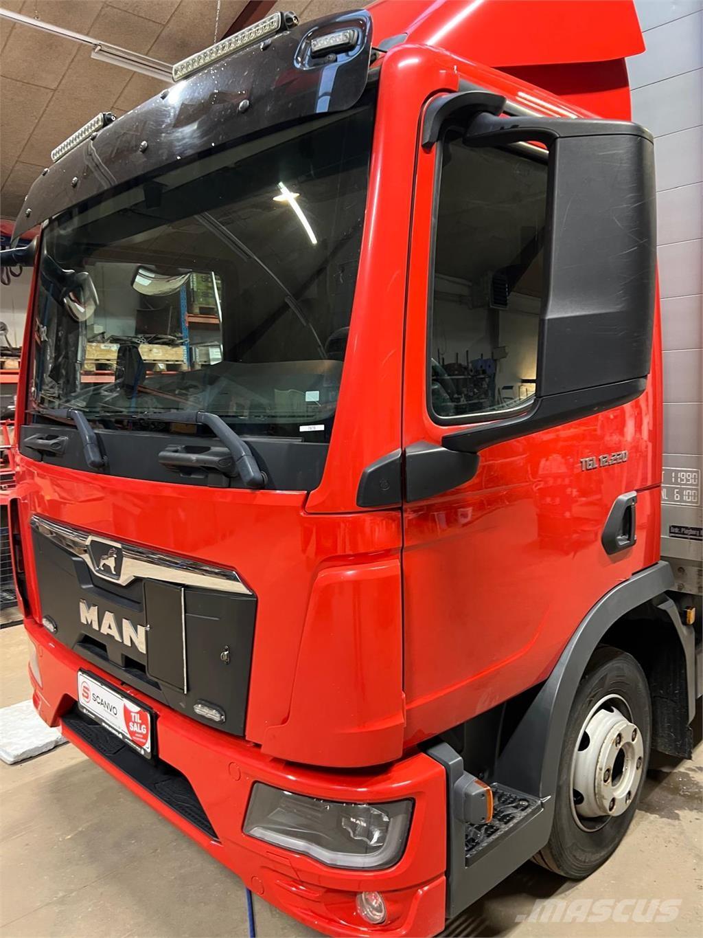 MAN TGL 12-220 BL Kamioni sa ceradom