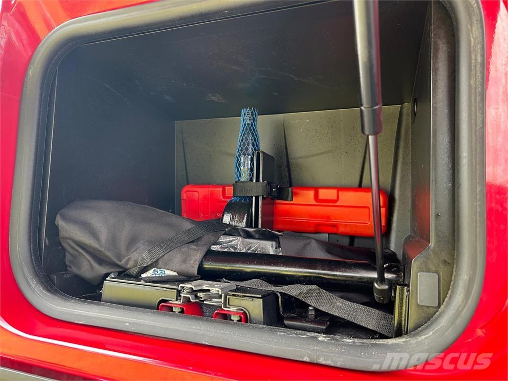 Renault CM 430 Rol kiper kamioni s kukama za dizanje