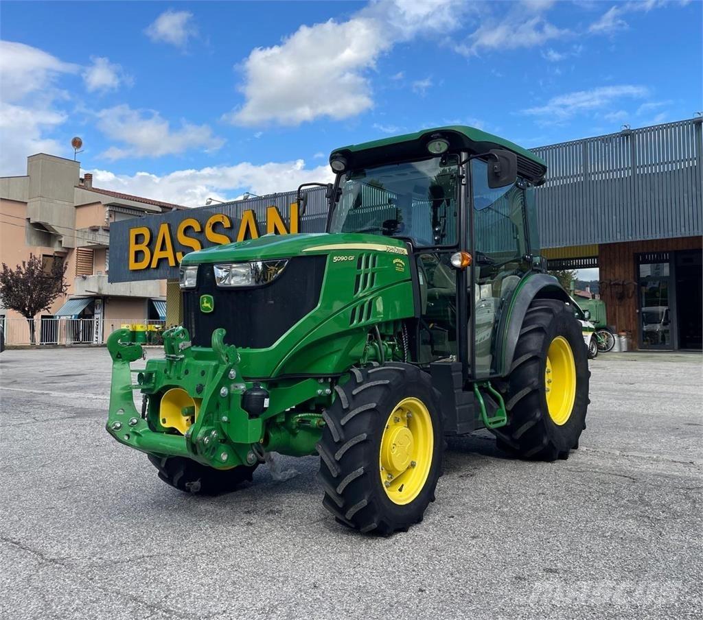 John Deere 5090 GF Traktori
