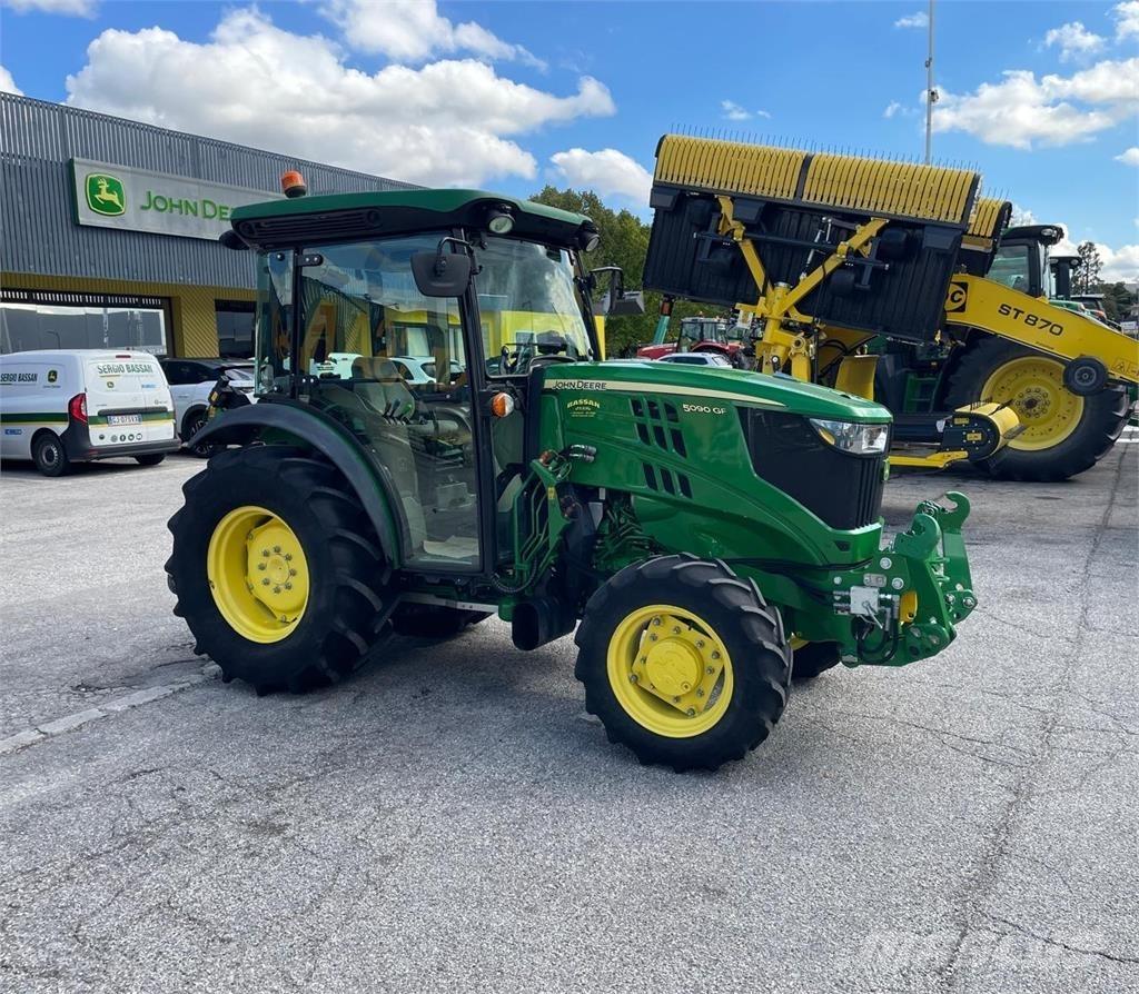 John Deere 5090 GF Traktori