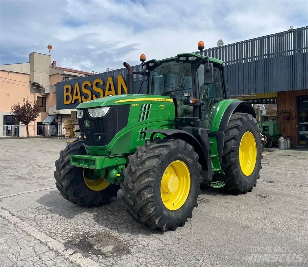 John Deere 6195 M Traktori