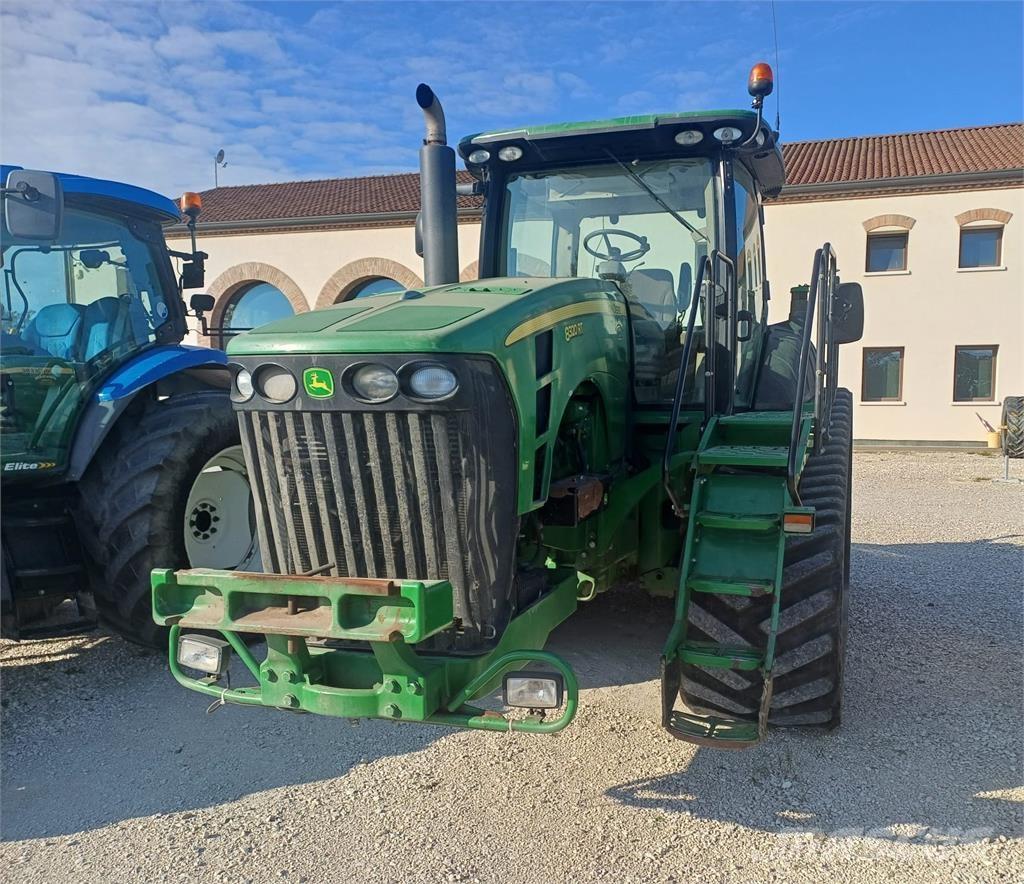John Deere 8320 RT Traktori