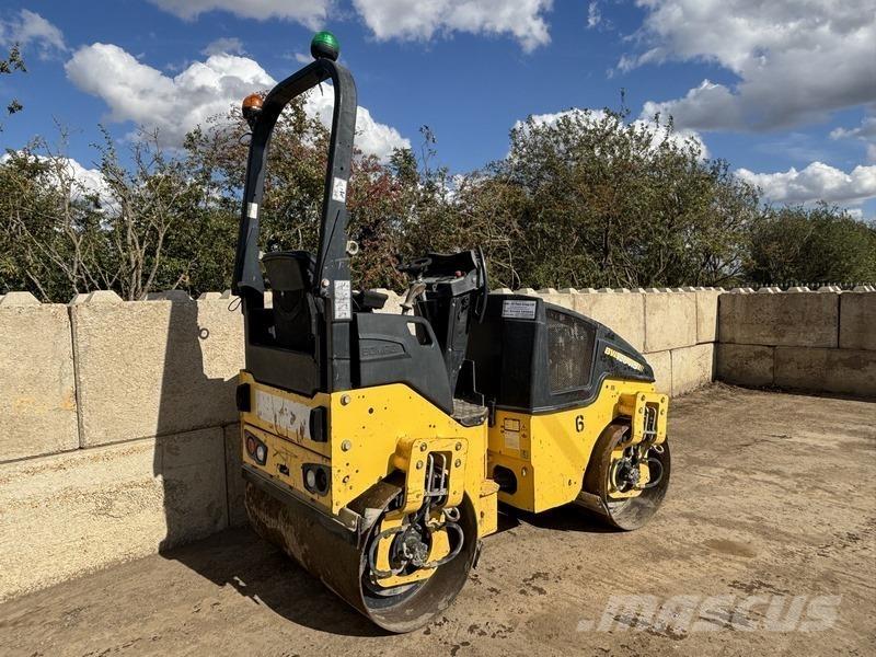Bomag BW 120 AD-4 Valjci sa dvojnim bubnjem