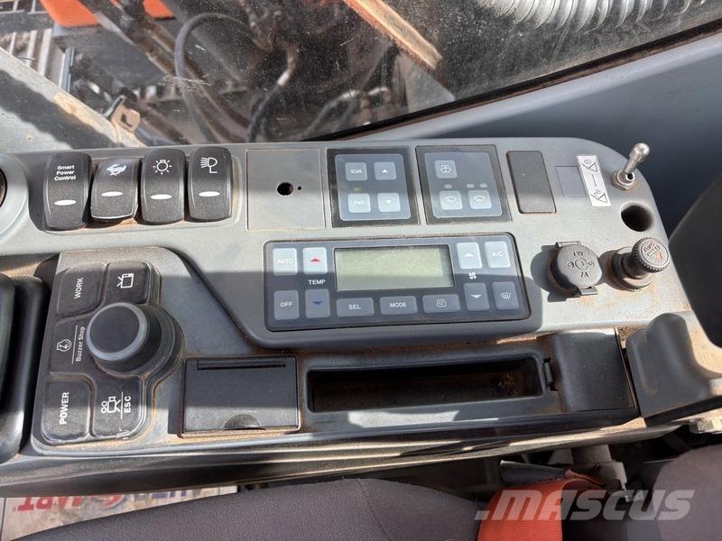 Doosan DX140LC-5 Bageri gusjeničari