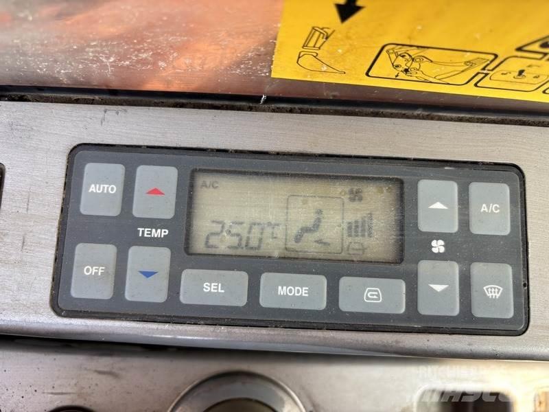 Doosan DX480LC Bageri gusjeničari