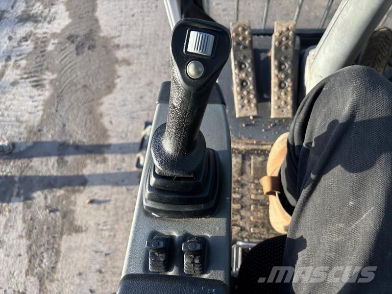 Fuchs MHL250 Rukovanje materijalom – ostalo