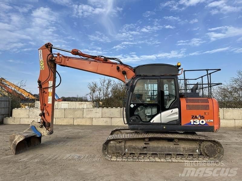Hitachi ZX130 Bageri gusjeničari