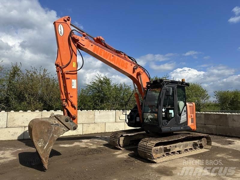 Hitachi ZX135 Bageri gusjeničari