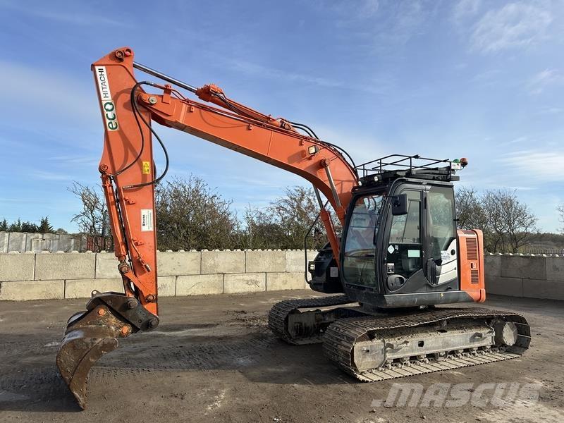 Hitachi ZX135 Bageri gusjeničari