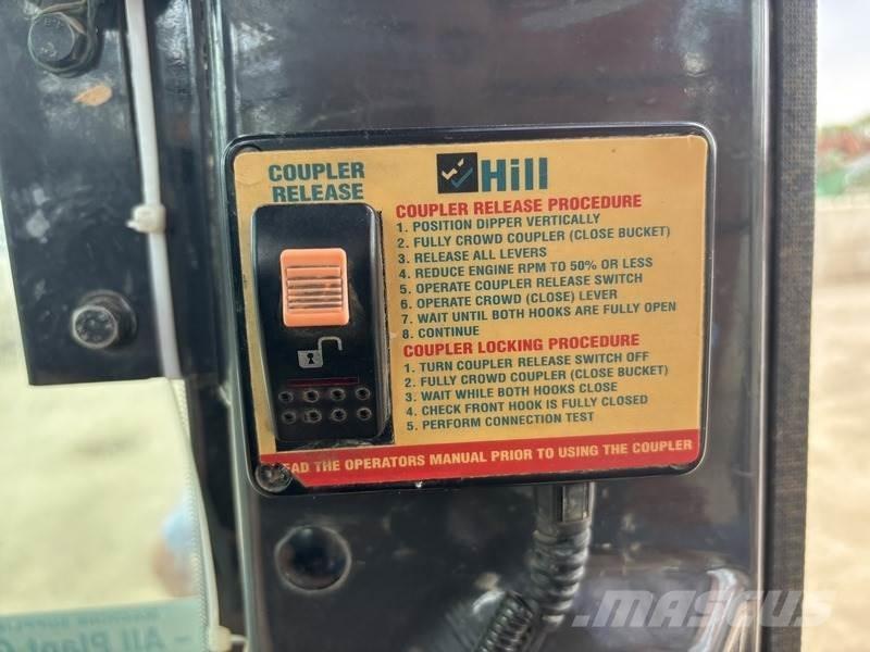 Hitachi ZX135 US-6 Bageri gusjeničari
