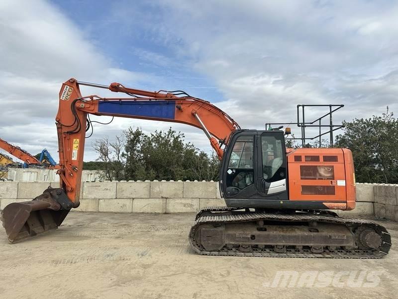 Hitachi ZX225USRLC-6 Bageri gusjeničari