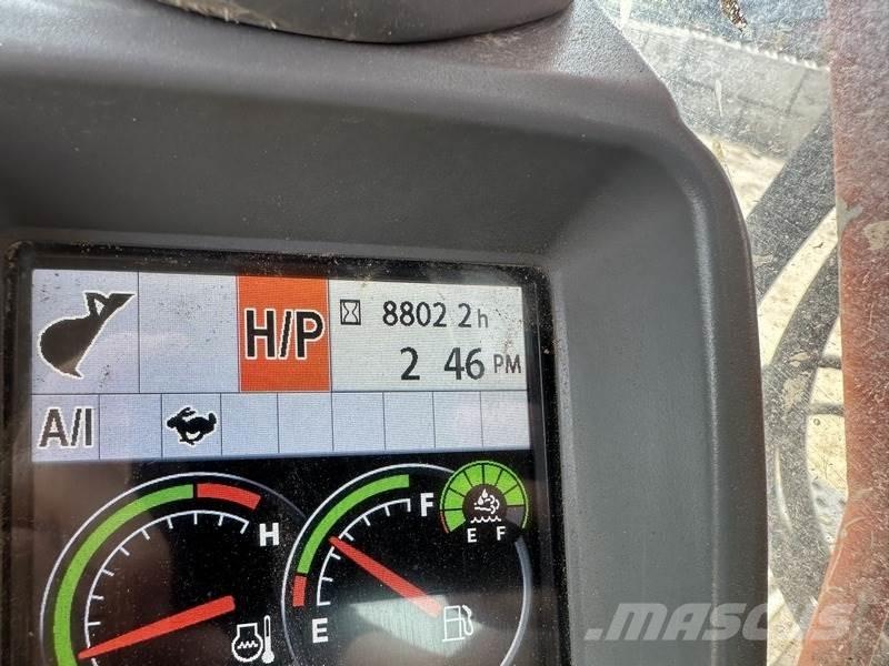 Hitachi ZX225USRLC-6 Bageri gusjeničari