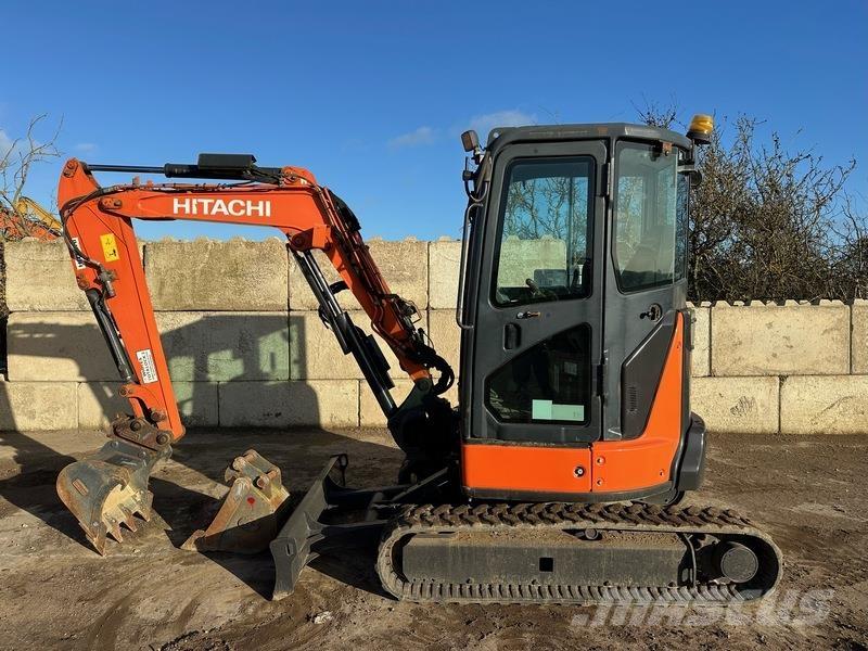 Hitachi ZX33 Bageri gusjeničari