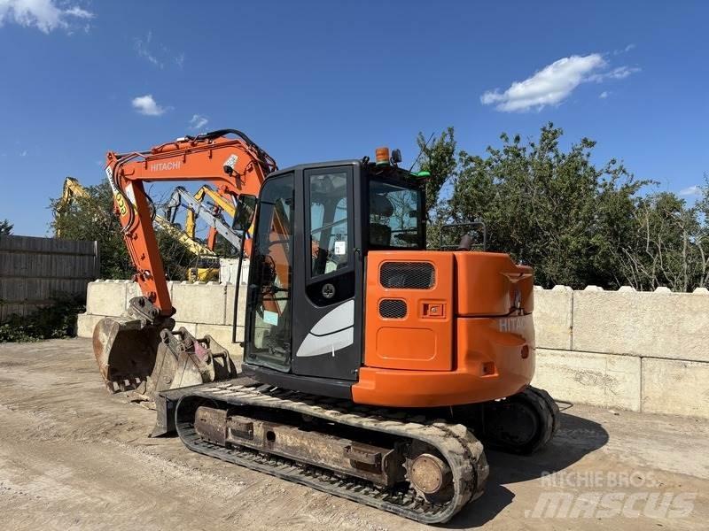 Hitachi ZX85 US-6 Midi bageri 7t – 12t