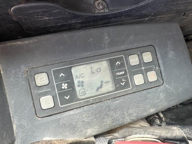 Hyundai HX130LCR Bageri gusjeničari