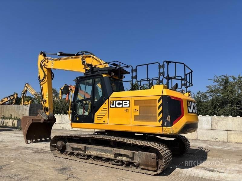 JCB 220X L 4F Bageri gusjeničari