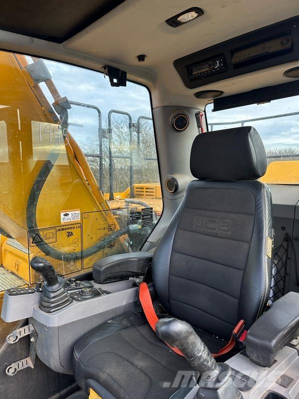 JCB 220X L 4F Bageri gusjeničari