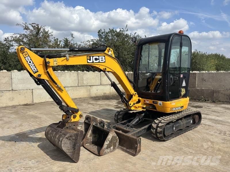 JCB 8025 ZTS Mini bageri <7t