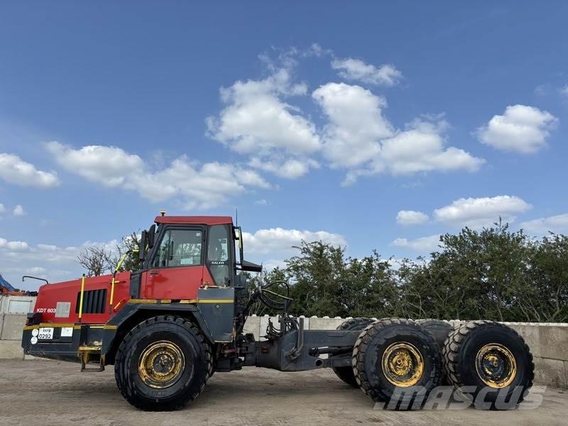Komatsu HM300-1 Zglobni demperi