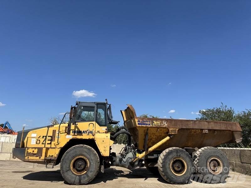 Komatsu HM300-1 Zglobni demperi