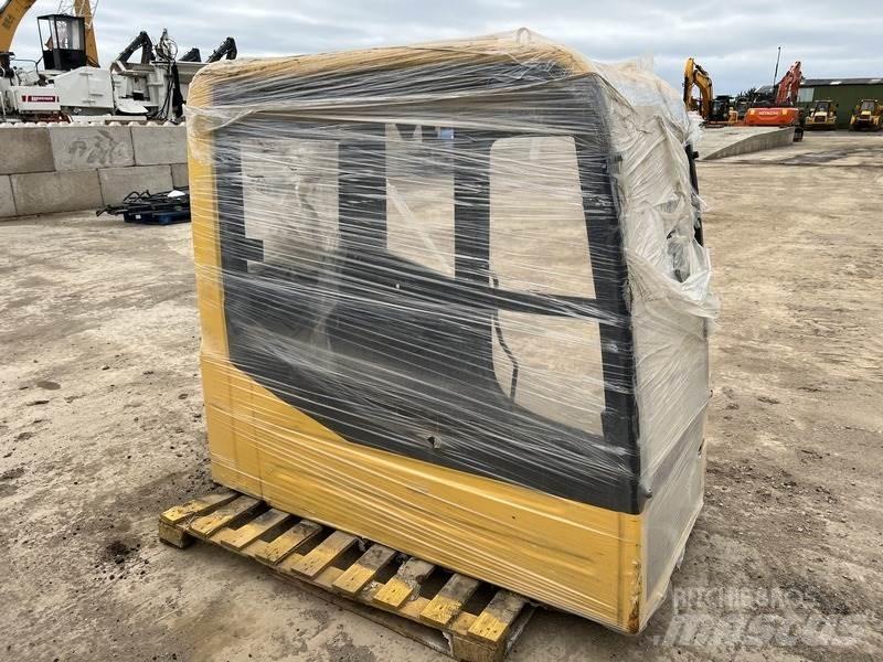 Komatsu PC130-8 Građevinarstvo – ostalo