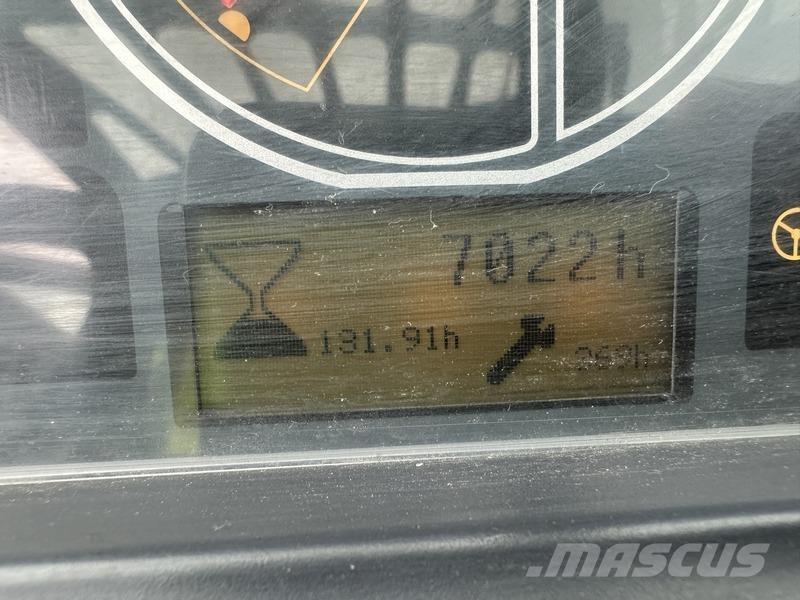 Manitou MT1440 Teleskopski viličari