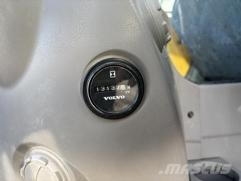 Volvo ECR235 DL Bageri gusjeničari