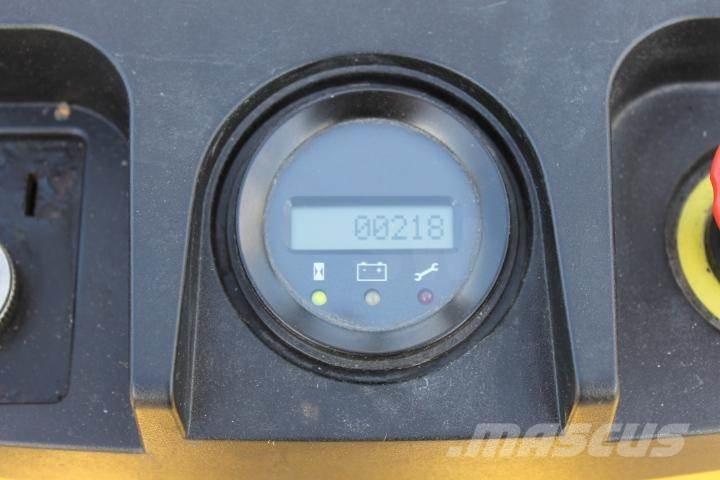 Yale MS12AC Ručni električni viličar