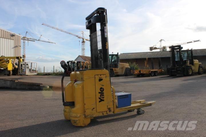 Yale MS14AC Ručni električni viličar