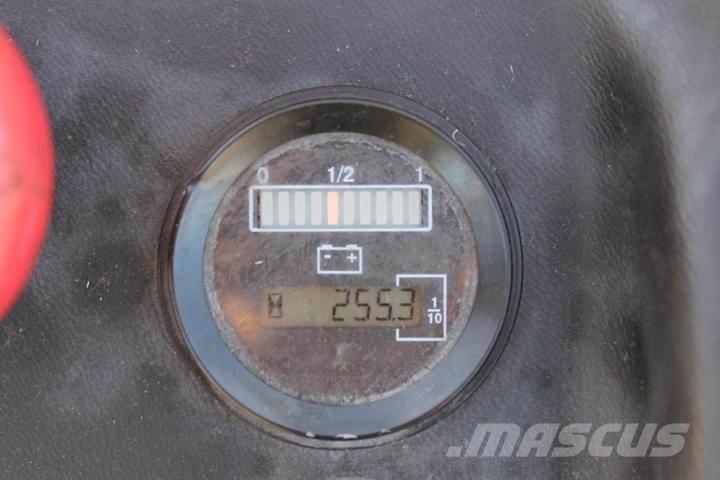 Yale MS14AC Ručni električni viličar