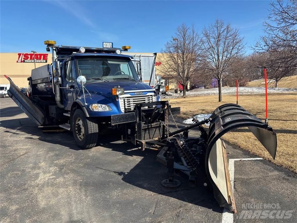 Freightliner M2 106 Ostali kamioni