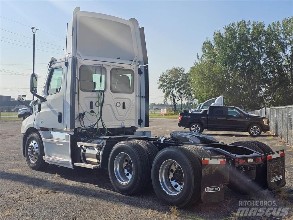 Freightliner PE116DC Traktorske jedinice
