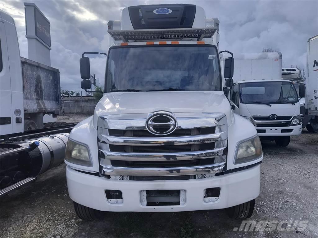 Hino 268 Sanduk kamioni