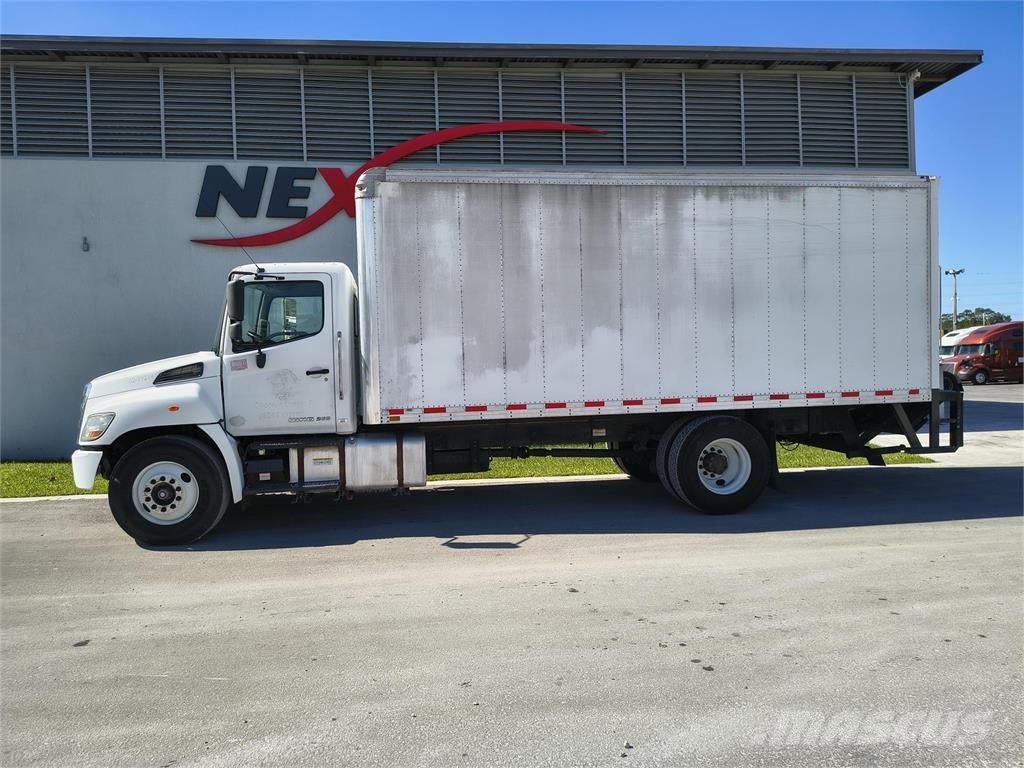 Hino 268A Sanduk kamioni