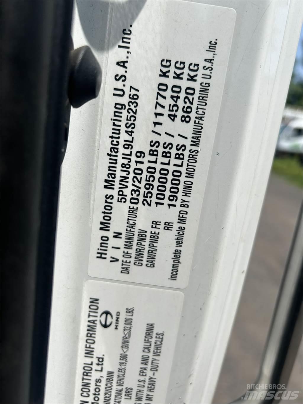 Hino 268A Kamioni-šasije