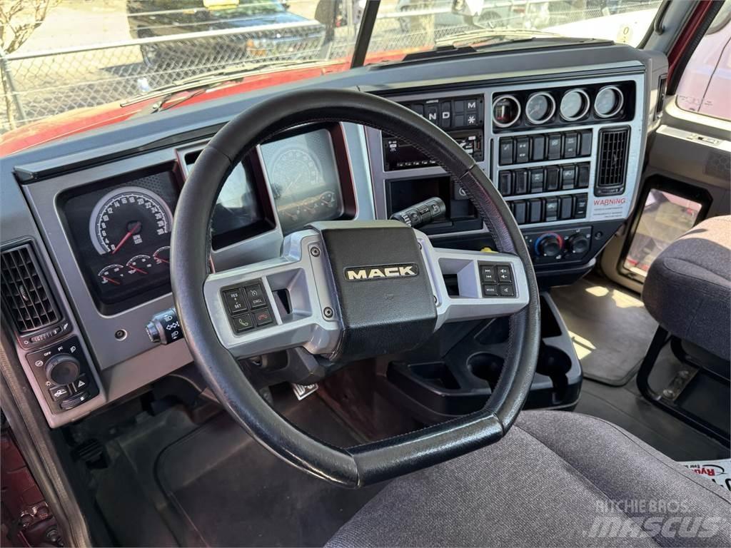 Mack AN64T Traktorske jedinice