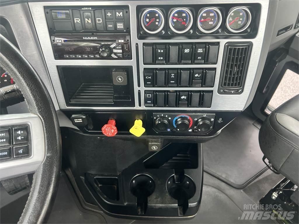 Mack AN64T Traktorske jedinice